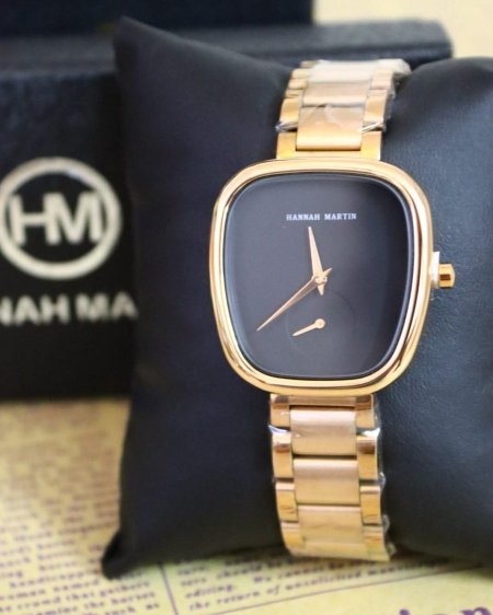 ساعة HM